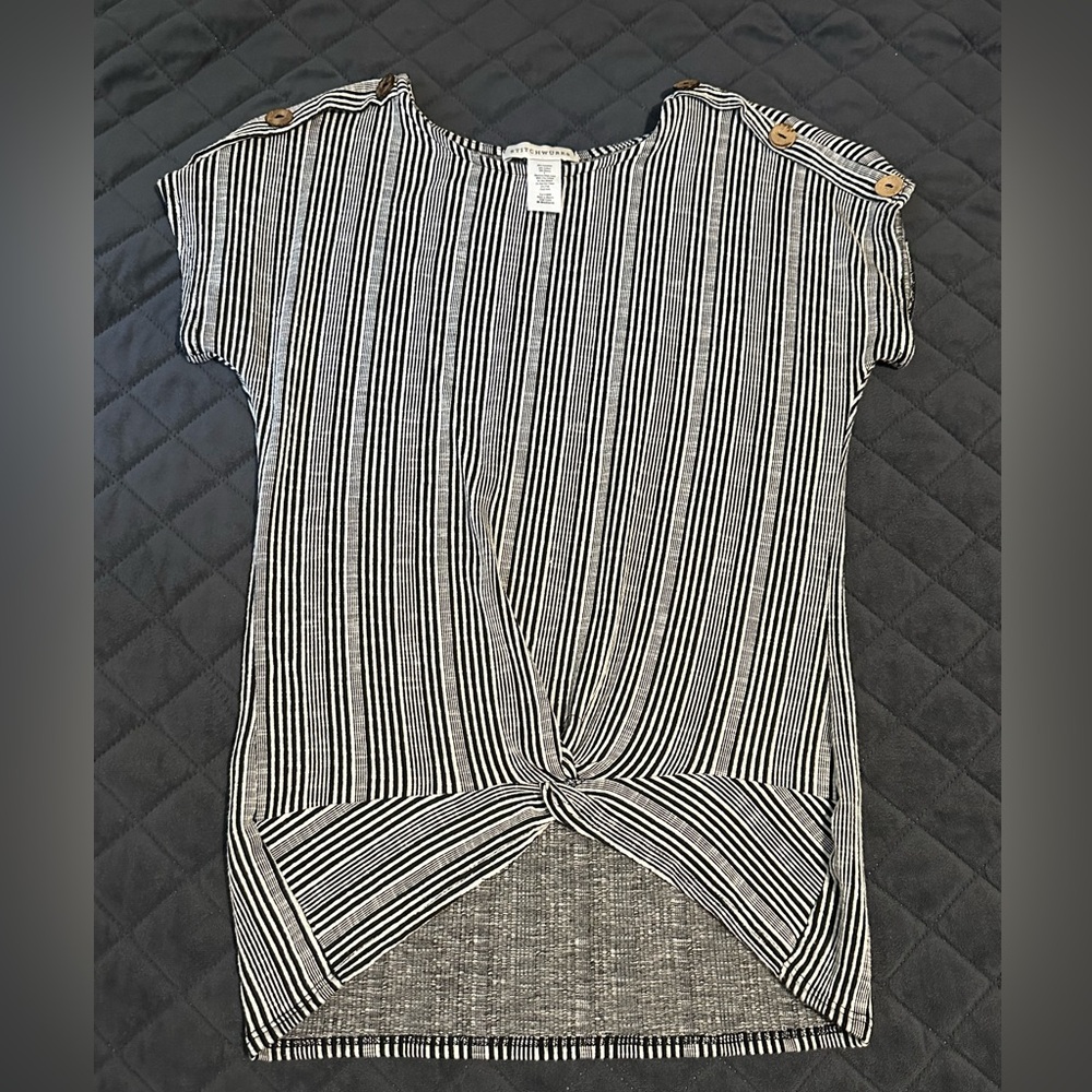 Stitchwürks Womens Medium top